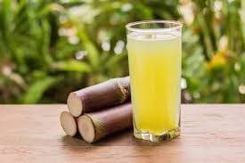Caldo de cana fresco